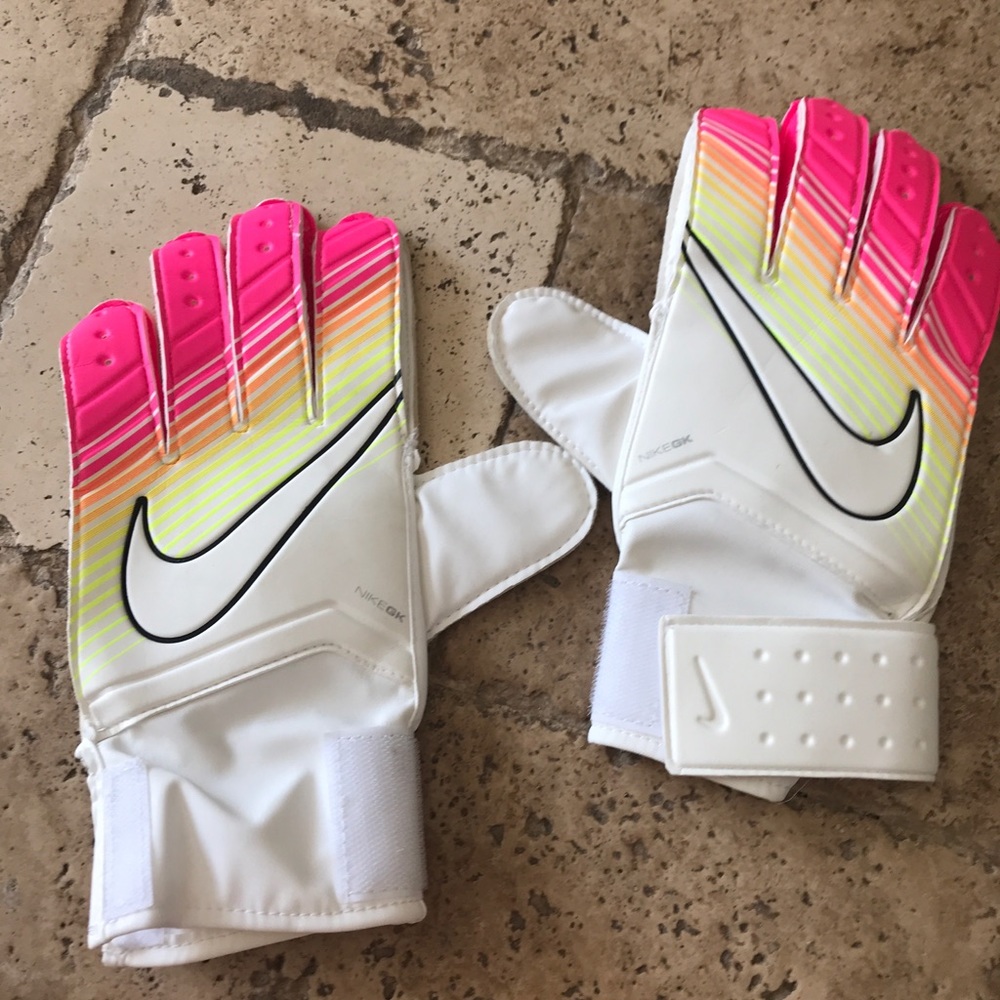 Nike goalie gloves size 9